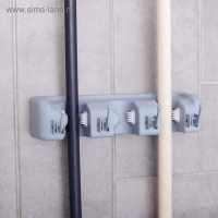 Держатель для уборочного инвентаря с крючками Доляна, 26&times;6&times;10 см, серый