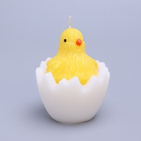 Декоративная свеча "Цыплёнок в яйце"
