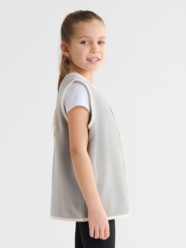 Жилетка флисовая детская Collorista, цв. графит, рост 122 см Жилетка флисовая детская Collorista, цв. графит, рост 122 см