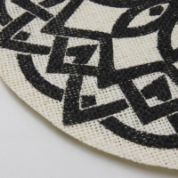 Салфетка сервировочная &laquo;Звезда&raquo;, 38&times;38 см, цвет бело-чёрный