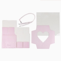 Коробка для цветов с формовым вкладышем и PVC крышкой &laquo;Love&raquo;, 23.5 х 23.5 х 15 см