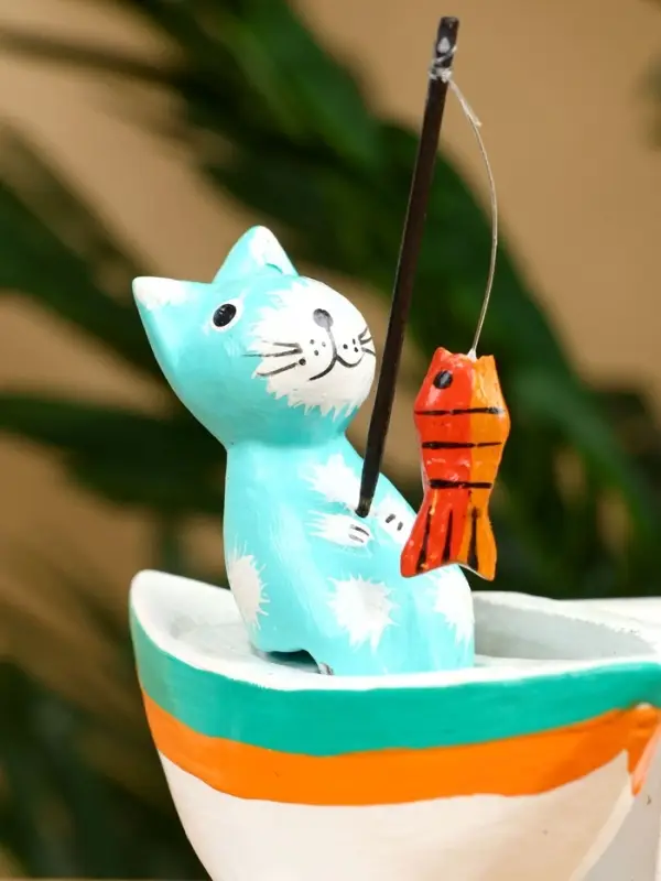 Календарь настольный &laquo;Котики рыбаки&raquo;, 19&times;10&times;10 см, дерево