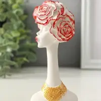 Фигура "Дама" размер 13х5 см, цвет белый с росписью, гипс