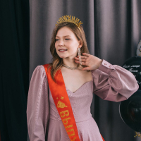 Серьги висячие со стразами &laquo;Голливуд&raquo; водопад нитей, цвет белый в золоте, 11 см