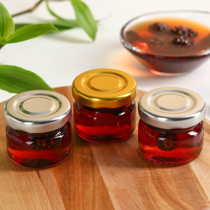 Набор варенья с сосновыми шишками «Графика»: с брусникой, классическое, с грушей, 90 г (3 шт. х 30 г). Набор варенья с сосновыми шишками «Графика»: с брусникой, классическое, с грушей, 90 г (3 шт. х 30 г).