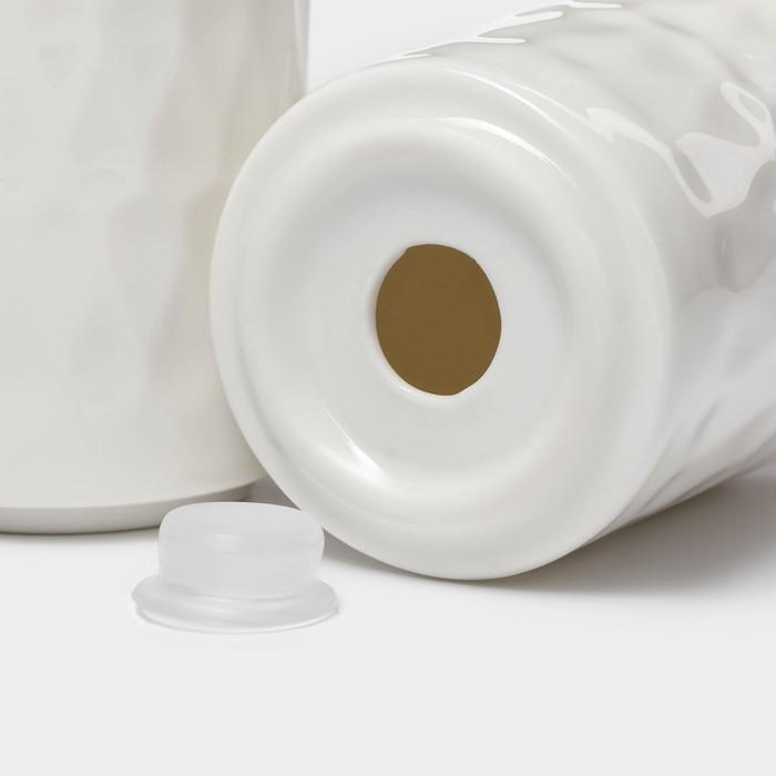 Набор фарфоровый для специй на деревянной подставке BellaTenero &laquo;Герда&raquo;, 2 предмета: солонка 85 мл, перечница 85 мл, цвет белый