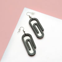 Серьги акрил &laquo;Скрепы&raquo;, цвет чёрно-белый в серебре