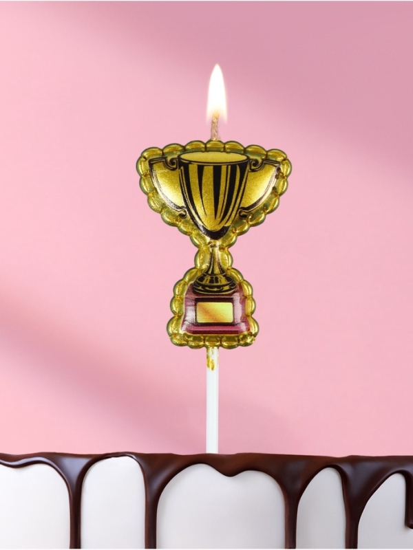 Свеча в торт "Кубок", 11 см, золотая