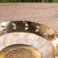 Чаша "Золотой павлин" латунь с перламутром 16,5х16,5х5 см