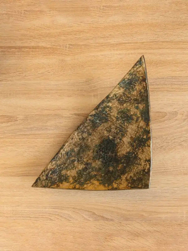 Блюдо треугольное 42х24х11 см, алюминий