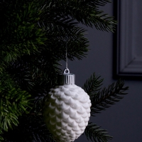Елочный шар "Шишка" 6.5х6.5х8 см, 1 LED, LR44x3(в компл.), свечение тёплое белое
