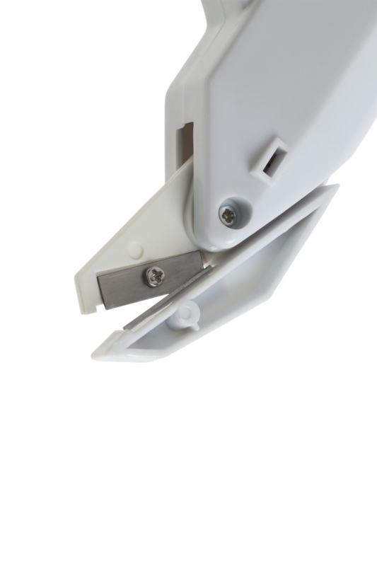 Ножницы аккумуляторные ТУНДРА, для работы с тканью, 2хАА Ножницы аккумуляторные ТУНДРА, для работы с тканью, 2хАА