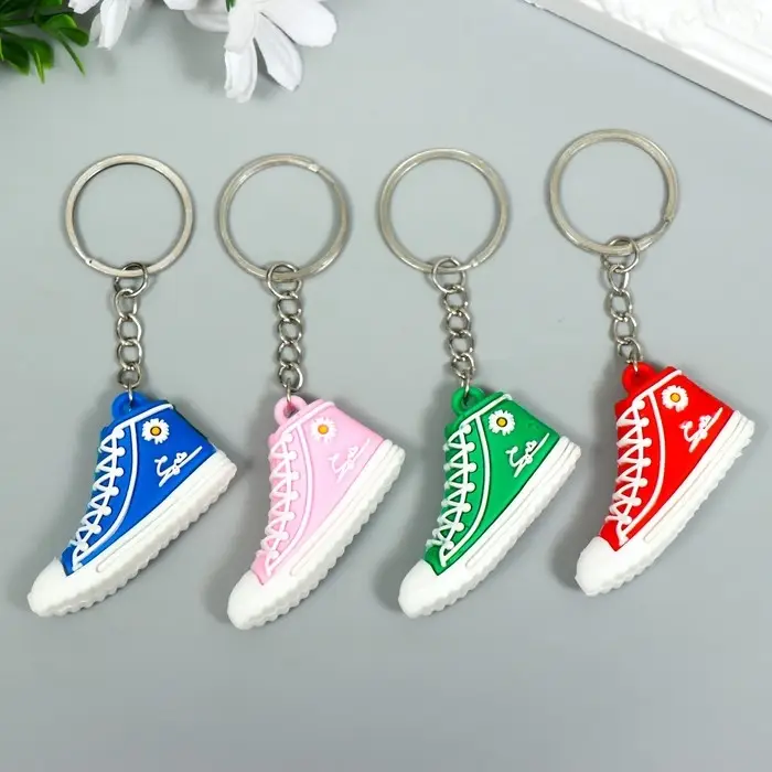 Брелок резина "Яркий кед с ромашкой" МИКС 5х3 см