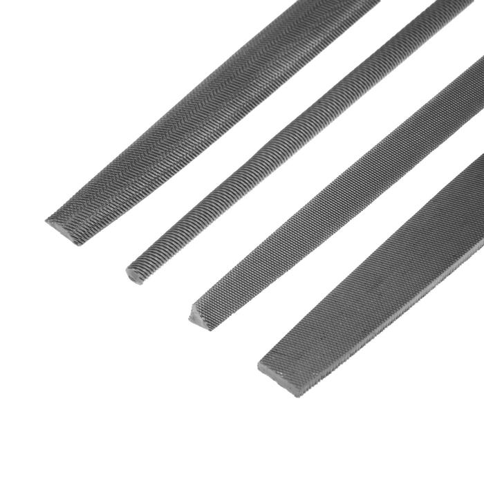 Набор напильников ТУНДРА, сталь У10, насечка №2, пластиковые рукоятки, 200 мм, 4 шт. Набор напильников ТУНДРА, сталь У10, насечка №2, пластиковые рукоятки, 200 мм, 4 шт.