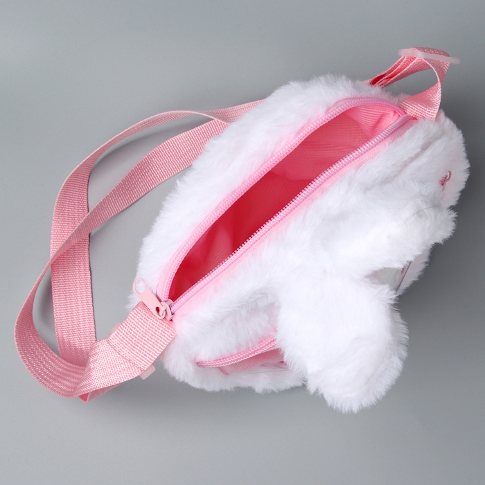 Сумка детская «Зайка» с игрушкой внутри, 20 см, цвет белый Сумка детская «Зайка» с игрушкой внутри, 20 см, цвет белый