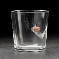 Набор стаканов для виски "Непробиваемые. Ода с пулей"