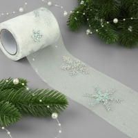 Новый год! Фатин со снежинками, с голографией, 7,5 см, 11 &plusmn; 1 г/кв.м, 9,1 &plusmn; 0,5 м, цвет белый №33