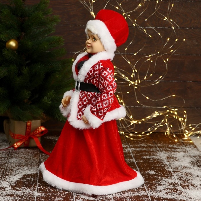 Бабушка Зима Бабушка Зима "В красной шубе ромбик, с ремешком" 45х20 см