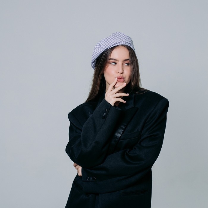 Берет в клетку, цвет серый, р-р 56см