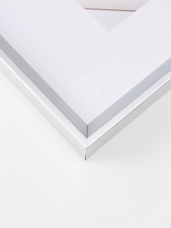 Фоторамка пластик "МИРАМ" 30х40 см, серебро