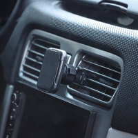 Держатель телефона магнитный в дефлектор, вращение 360&deg;, черный