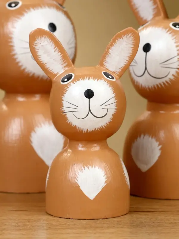 Набор сувенирный &laquo;Зайки&raquo;, h=15 см, h=13 см, h=10.5 см, дерево, коричневый