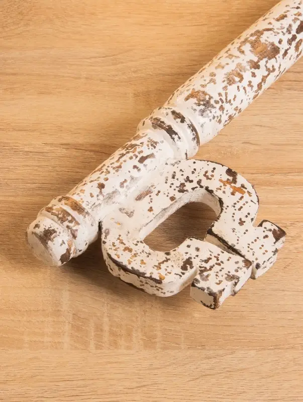 Сувенир &laquo;Ключ от счастья&raquo;, 55&times;4&times;22 см, дерево