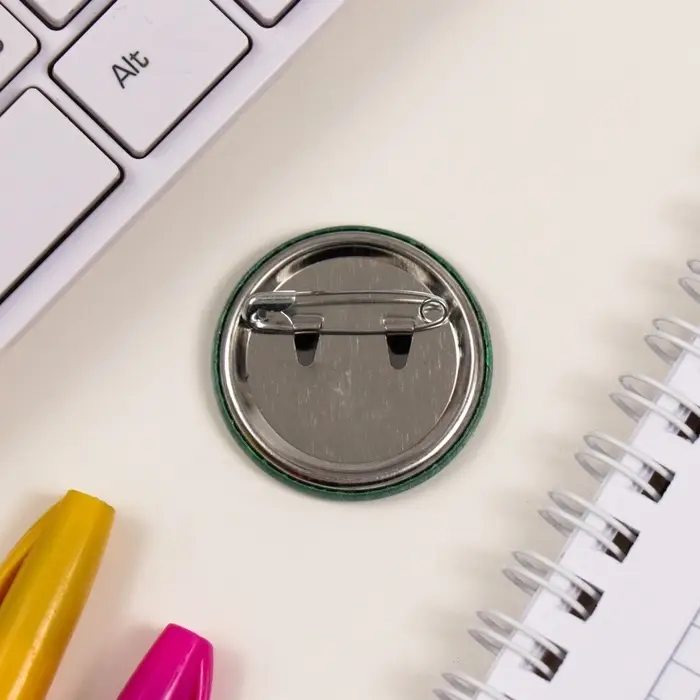 Значок закатной d=35 мм "Шарики" 6,5х6,5 см