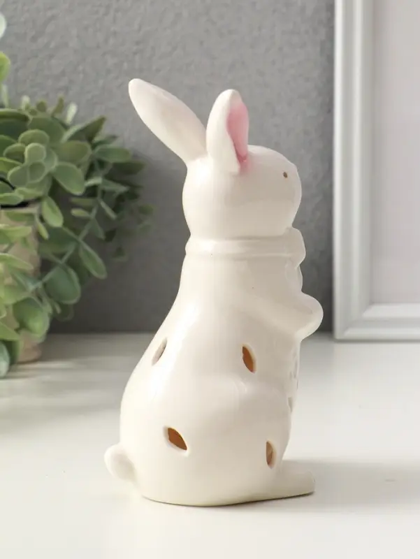 Сувенир керамика свет "Зайка с бантом" белый 7,5х8х15,5 см