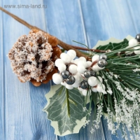 Еловая ветка новогодняя «Зимнее волшебство. Очарование», пластик, хвоя в снегу, шишка, ягоды, 21 см Еловая ветка новогодняя «Зимнее волшебство. Очарование», пластик, хвоя в снегу, шишка, ягоды, 21 см
