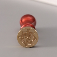 Печать для сургуча с пластиковой ручкой "Буква G на вензеле" 2,5х2,5х6,3 см