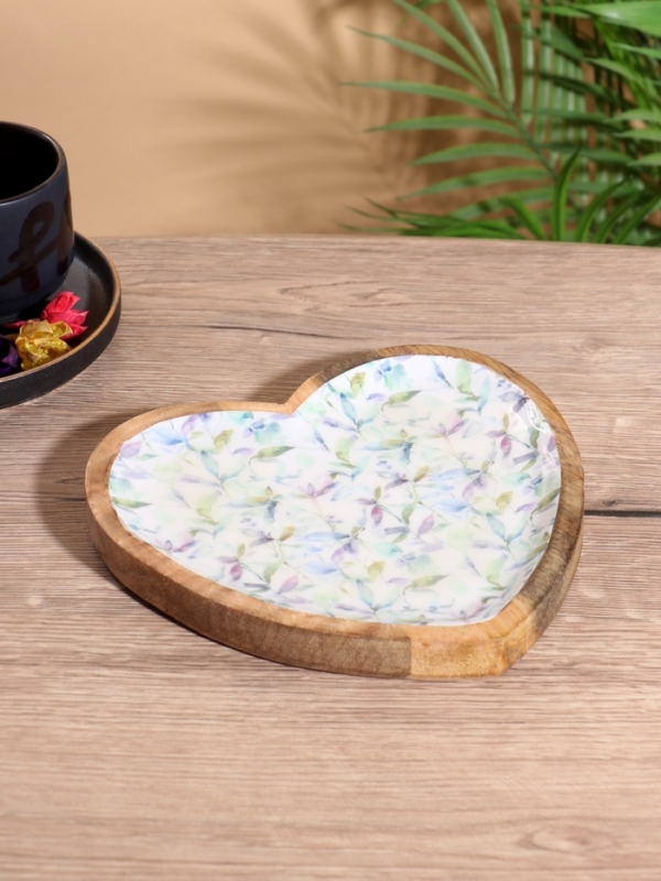 Блюдо в форме сердца &laquo;Оттенки сирени&raquo;, дерево манго, 20.5&times;20&times;2.3 см