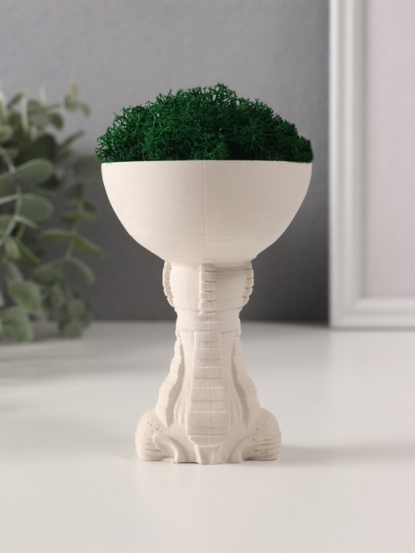 Кашпо бетонное "Египтянка" высота 10см, диаметр 7см белый со мхом (мох зелеый стабилиз)