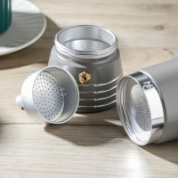 Кофеварка гейзерная Magistro Moka, на 1 чашку, 50 мл Кофеварка гейзерная Magistro Moka, на 1 чашку, 50 мл