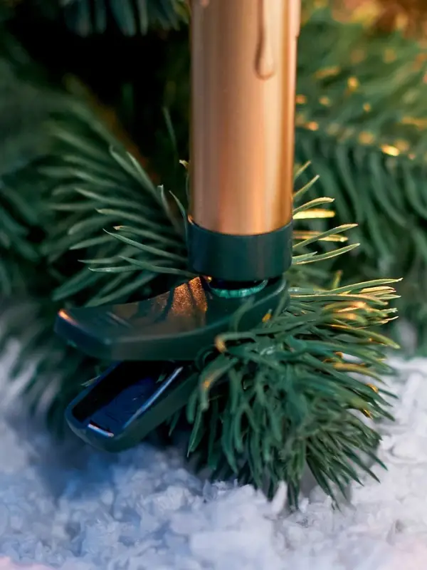 Светодиодные &laquo;Свечи на прищепках золотистые&raquo; 9 см, набор 10 шт, 10 LED, от батареек АААх6, пульт, свечение тёплое белое