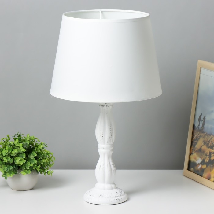 Лампа настольная 16628/1WT E14 40Вт белый 25х25х48 см RISALUX