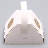 Коробка под рулет с ручкой, 17&times;11&times;11 см Кондитерская упаковка