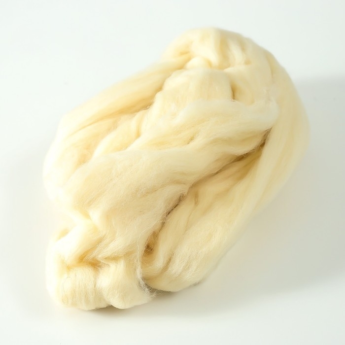 Шерсть для валяния 100% полутонкая шерсть 50 гр (001 суровый) Шерсть для валяния 100% полутонкая шерсть 50 гр (001 суровый)