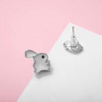 Серьги детские &laquo;Выбражулька&raquo; зайчик с морковкой, цветные в серебре