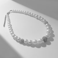 Бусы &laquo;Жемчуг&raquo; с шамбалой, бусины №8, 16, цвет белый в серебре, 38 см