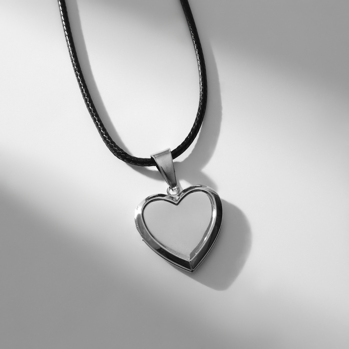 Кулон на шнурке &laquo;Для фото&raquo; сердце, цвет серебро на чёрном шнурке, 45 см