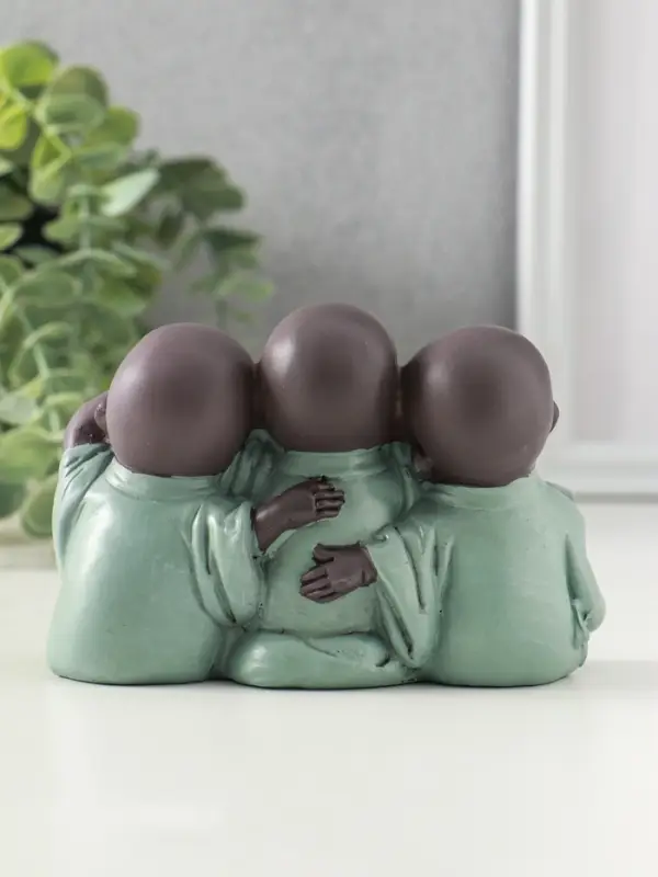 Сувенир полистоун "Маленькие будды - не слышу, не вижу, не скажу" зелёный 4,6х12,5х8 см