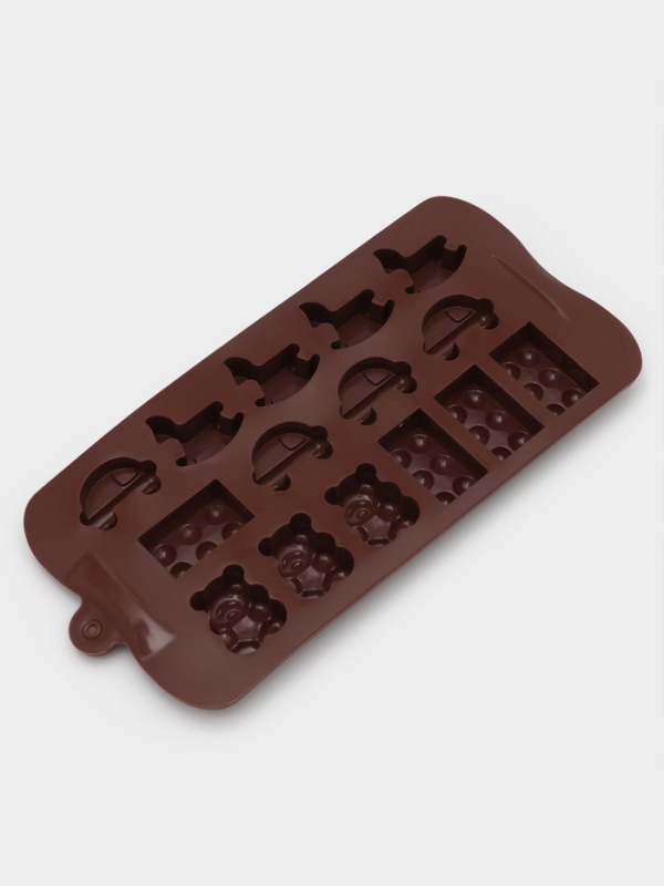 Форма для конфет и шоколада Доляна &laquo;Детские игрушки&raquo;, силикон, 21&times;11 см, 15 ячеек (3,5&times;2 см), цвет МИКС