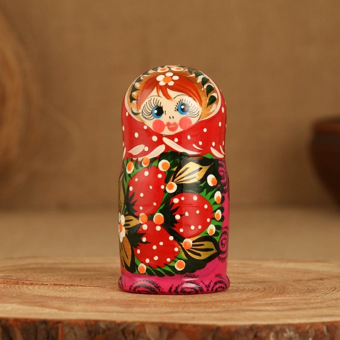 Матрёшка 3-х кукольная Матрёшка 3-х кукольная "Катя" ягоды, 11см, ручная роспись.