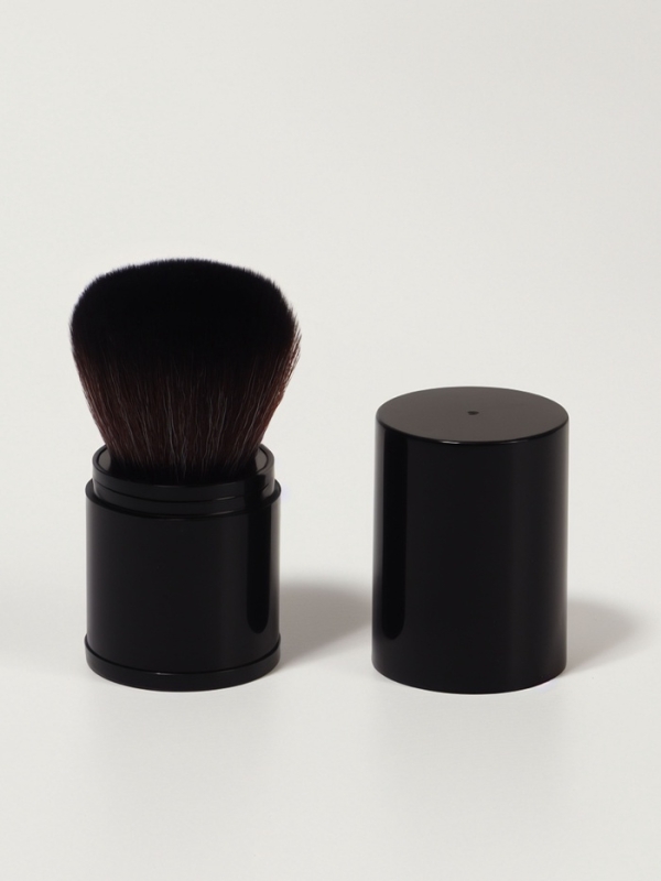 Кисть д/макияжа складная МИНИ 8,5*4см нейлон/пластик черный пакет QF Кисть д/макияжа складная МИНИ 8,5*4см нейлон/пластик черный пакет QF