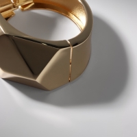 Браслет металл «Манжета» углы, цвет золото Браслет металл «Манжета» углы, цвет золото