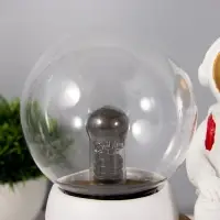 Плазменный шар "Космонавт" белый 14х10х19 см RISALUX