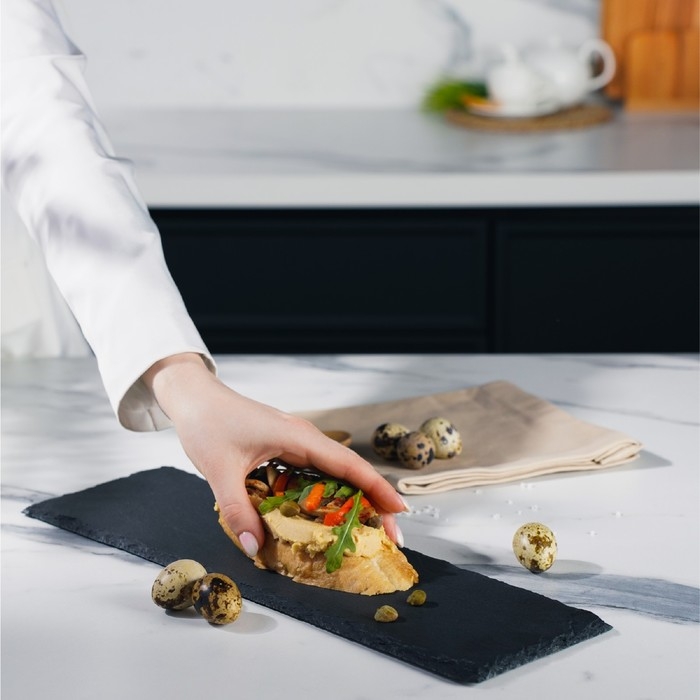 Доска для подачи из сланца Magistro Valley, 40&times;12 см