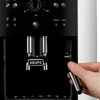 Автоматическая зерновая кофемашина Arabica EA811810