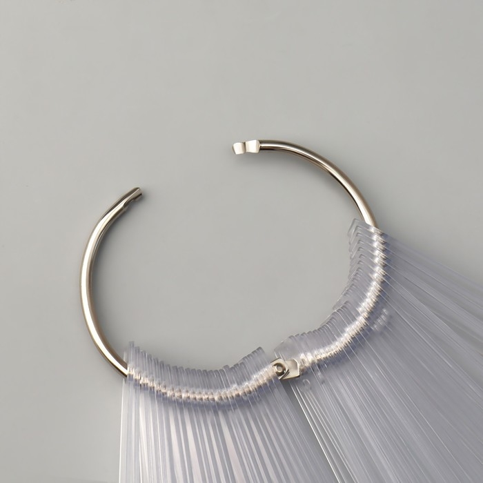 Палитра для лаков на кольце, 50 ногтей, форма мягкий квадрат, цвет прозрачный Палитра для лаков на кольце, 50 ногтей, форма мягкий квадрат, цвет прозрачный